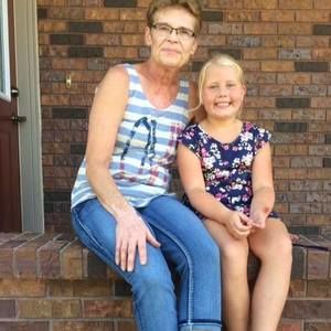 Meet your Posher, Sandra